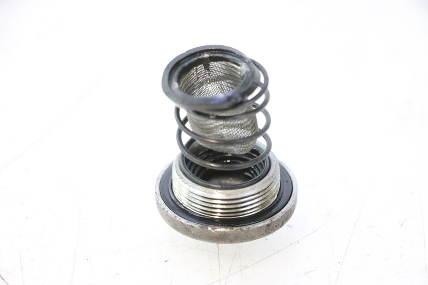 photo de TAMPA DO CARTER DE ÓLEO PEUGEOT KISBEE 4T 50 (2010 - 2017) - Zoom do estado de desgaste
