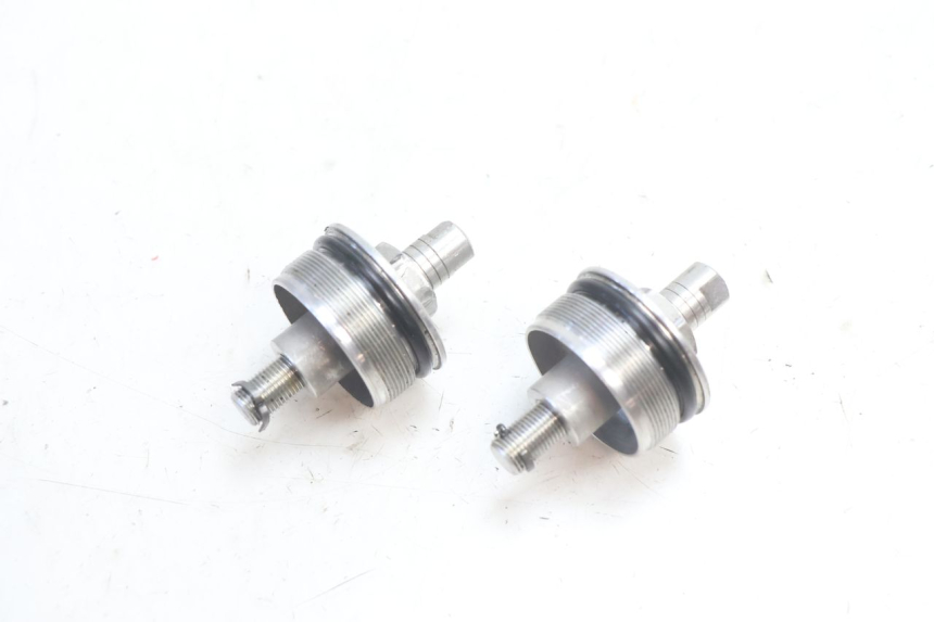 photo de TAMPA DE GARFO SUZUKI GSR 600 (2005 - 2012) - Ampliação técnica