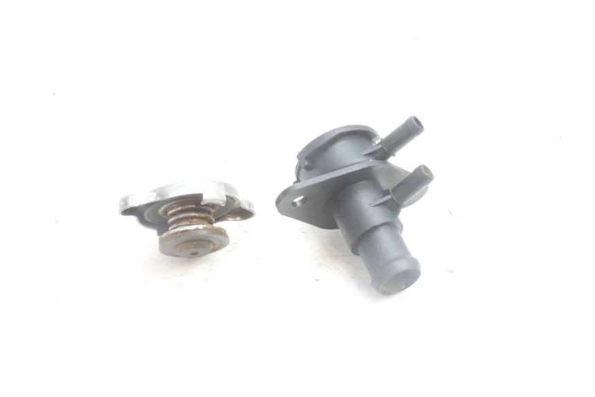 photo de TAMPA DO RADIADOR BMW C1 125 (2000 - 2003) - Detalhe da peça