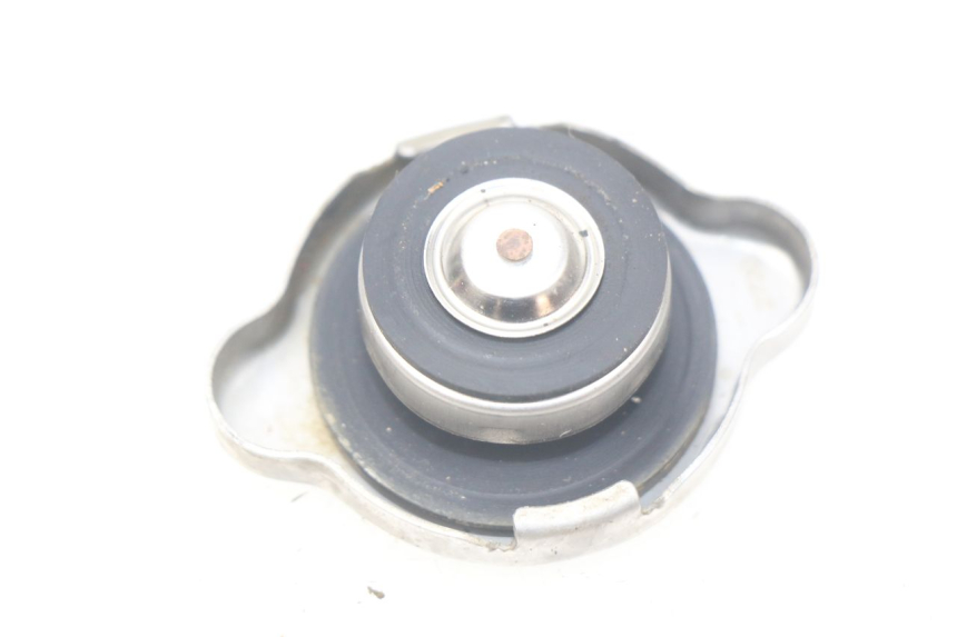 photo de TAMPA DO RADIADOR HONDA CRF 250 (2013 - 2016) - Detalhe da peça
