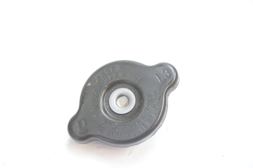photo de TAMPA DO RADIADOR KAWASAKI ER-6 ER6 N 650 (2005 - 2009) - Detalhe da peça