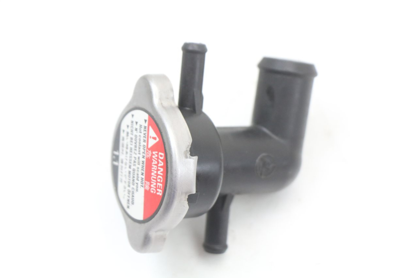 photo de TAMPA DO RADIADOR HONDA FJS SILVER WING SILVERWING 400 (2005 - 2008) - Ampliação técnica