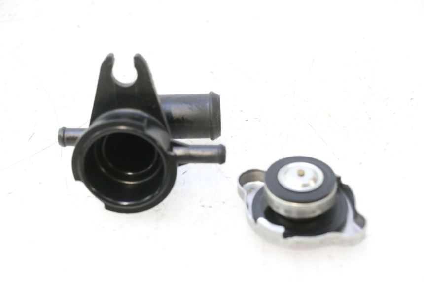 photo de TAMPA DO RADIADOR HONDA FJS SILVER WING SILVERWING 400 (2005 - 2008) - Vista principal
