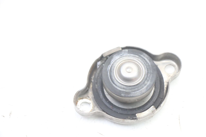 photo de TAMPA DO RADIADOR YAMAHA FZ6 FAZER S2 600 (2007 - 2011) - Zoom do estado de desgaste