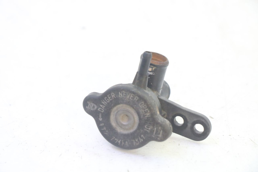 photo de TAMPA DO RADIADOR KAWASAKI GPX R WARBIRD 600 (1988 - 1993) - Outro ângulo de visão
