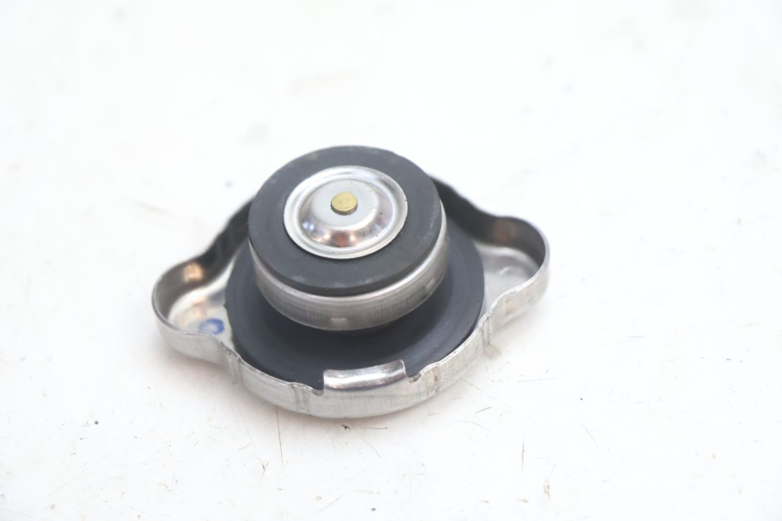 photo de TAMPA DO RADIADOR KYMCO GRAND DINK 125 (2008 - 2014) - Outro ângulo de visão