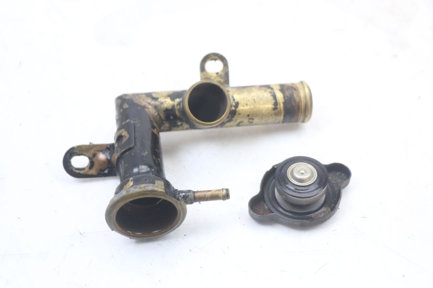 photo de TAMPA DO RADIADOR KAWASAKI GTR 1000 (1994 - 2004) - Pontos de fixação