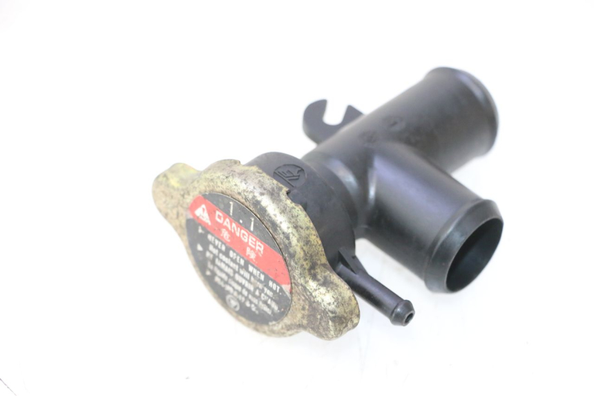 photo de TAMPA DO RADIADOR HONDA VFR FI RC46 800 (1998 - 2001) - Detalhe da peça