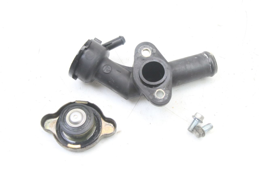 photo de TAMPA DO RADIADOR HONDA VT C2 SHADOW 750 (1997 - 2001) - Pontos de fixação