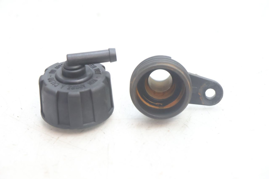 photo de TAMPA DO RADIADOR YAMAHA XMAX X-MAX 125 (2006 - 2009) - Vista principal