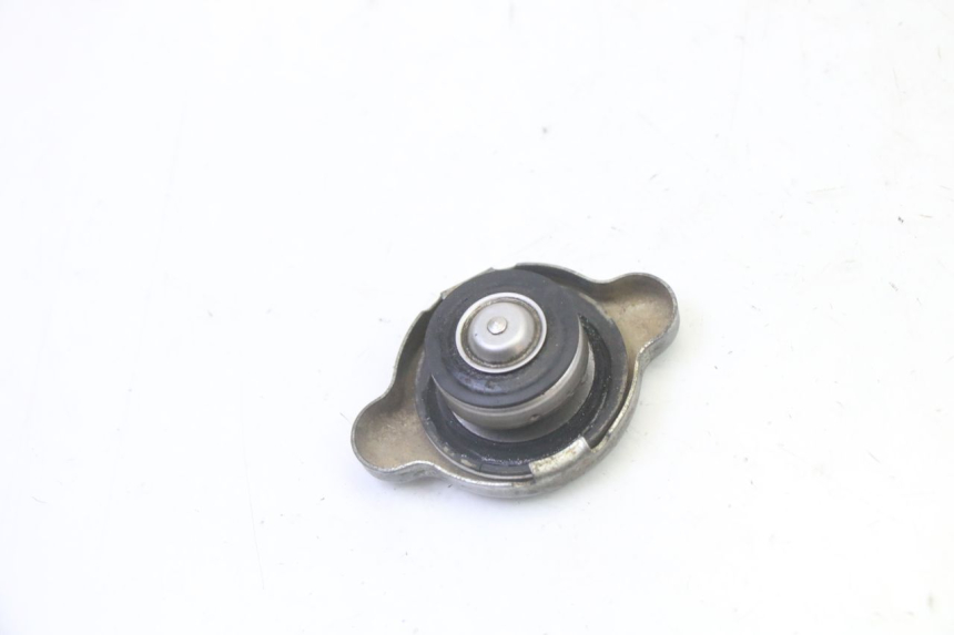 photo de TAMPA DO RADIADOR YAMAHA YZ 125 (1998 - 2005) - Zoom do estado de desgaste
