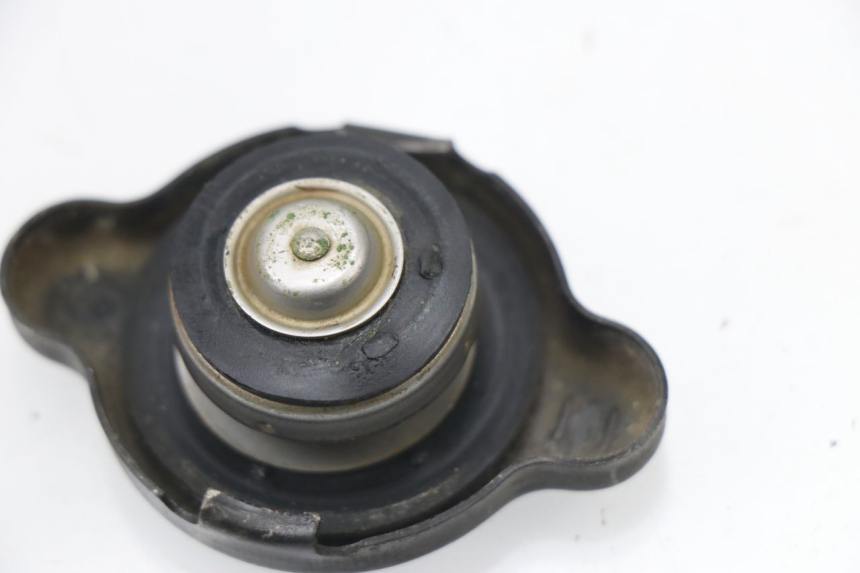 photo de TAMPA DO RADIADOR YAMAHA YZ 80 (1998 - 2001) - Detalhe da peça
