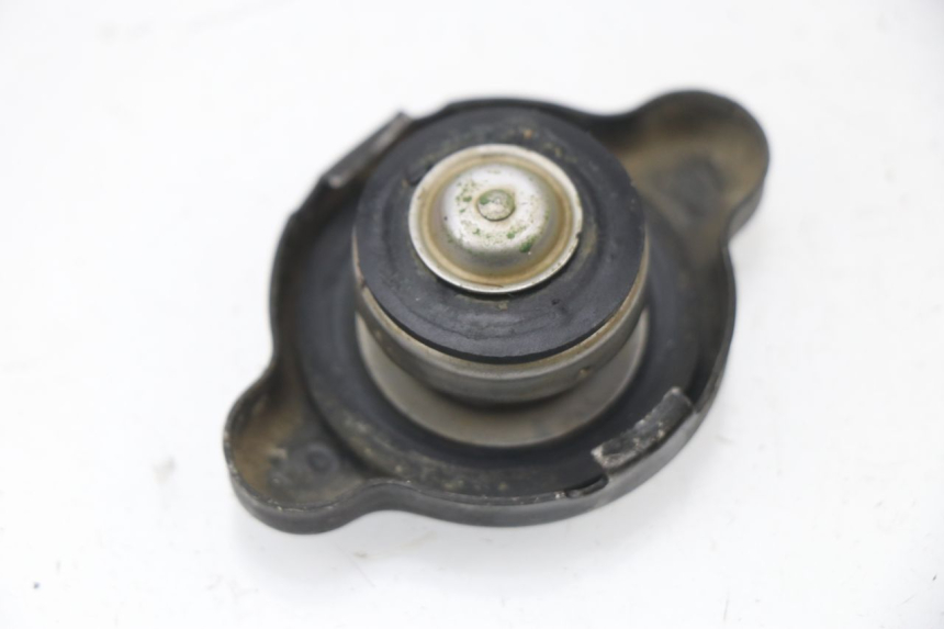 photo de TAMPA DO RADIADOR YAMAHA YZ 80 (1998 - 2001) - Outro ângulo de visão