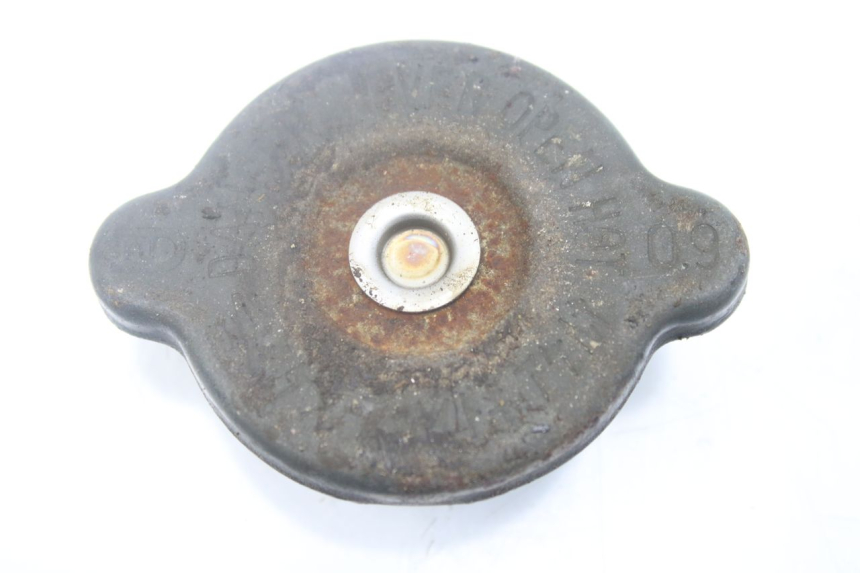photo de TAMPA DO RADIADOR YAMAHA YZ 80 (1982 - 1983) - Outro ângulo de visão