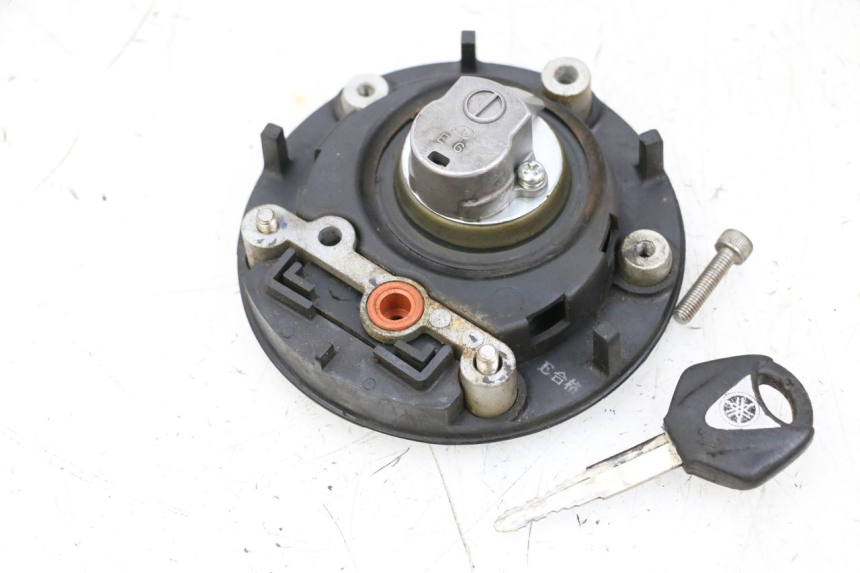 photo de TAMPA DO RESERVATÓRIO DE COMBUSTÍVEL YAMAHA FJR ABS 1300 (2006 - 2012) - Ampliação técnica