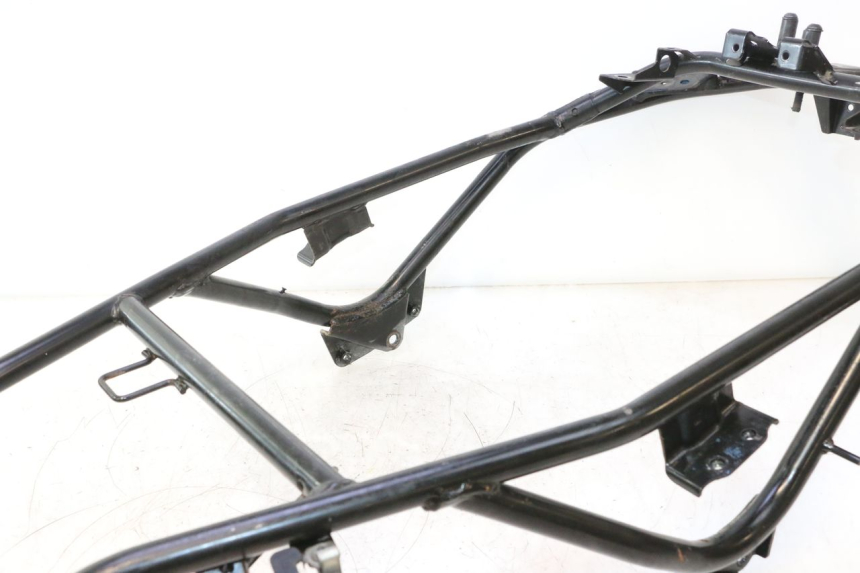 photo de LAÇO DO QUADRO TRASEIRO SUZUKI BURGMAN EXECUTIVE ABS 650 (2006 - 2012) - Vista do produto