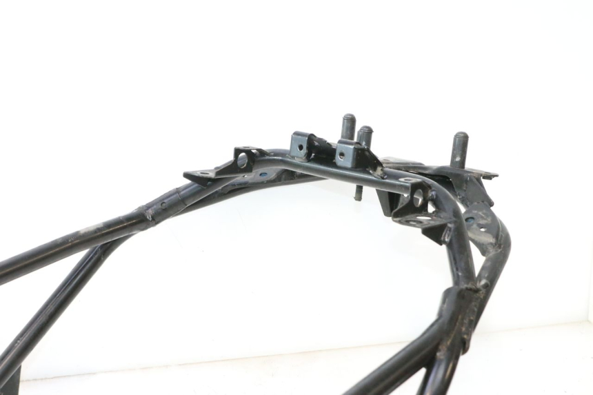 photo de LAÇO DO QUADRO TRASEIRO SUZUKI BURGMAN EXECUTIVE ABS 650 (2006 - 2012) - Detalhes característicos