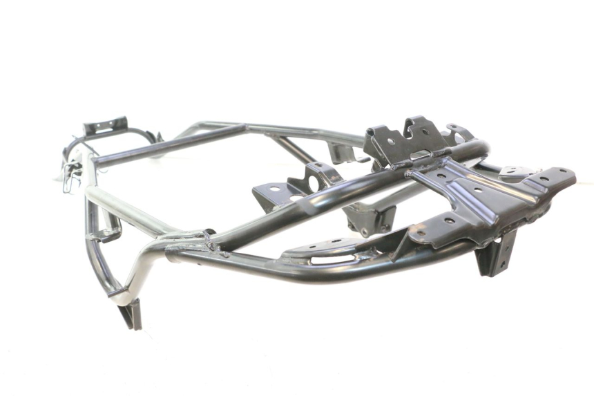 photo de LAÇO DO QUADRO TRASEIRO SUZUKI BURGMAN EXECUTIVE ABS 650 (2006 - 2012) - Detalhe da peça