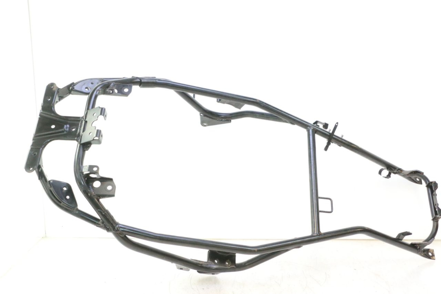 photo de LAÇO DO QUADRO TRASEIRO SUZUKI BURGMAN EXECUTIVE ABS 650 (2006 - 2012) - Outro ângulo de visão