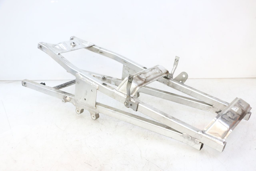 photo de ARCO DO QUADRO TRASEIRO HONDA CBR RR FIREBLADE 900 (1992 - 1994) - Estado da superfície
