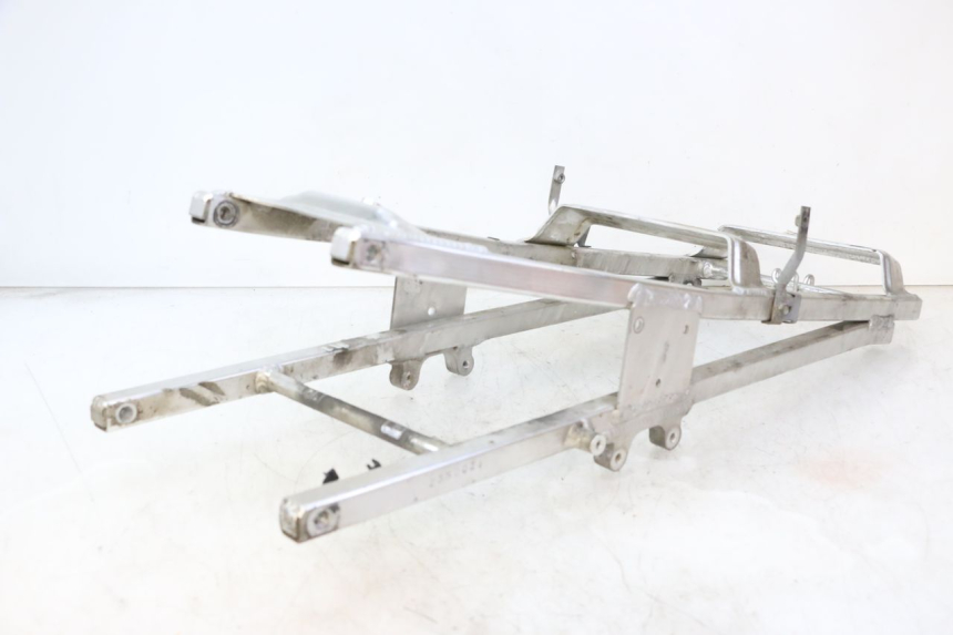 photo de ARCO DO QUADRO TRASEIRO HONDA CBR RR FIREBLADE 900 (1992 - 1994) - Peça verificada