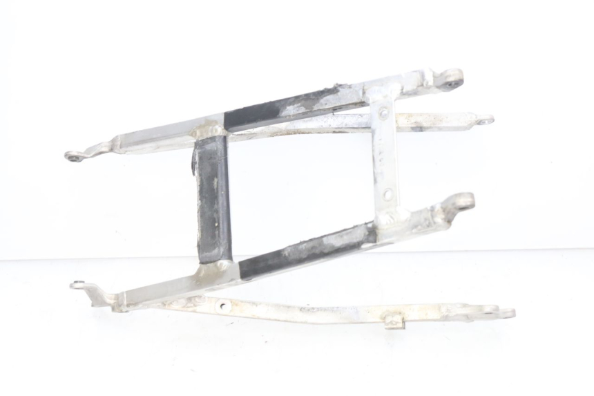photo de ARCO DO QUADRO TRASEIRO HONDA CRF CR-F 450 (2005 - 2008) - Zoom do estado de desgaste