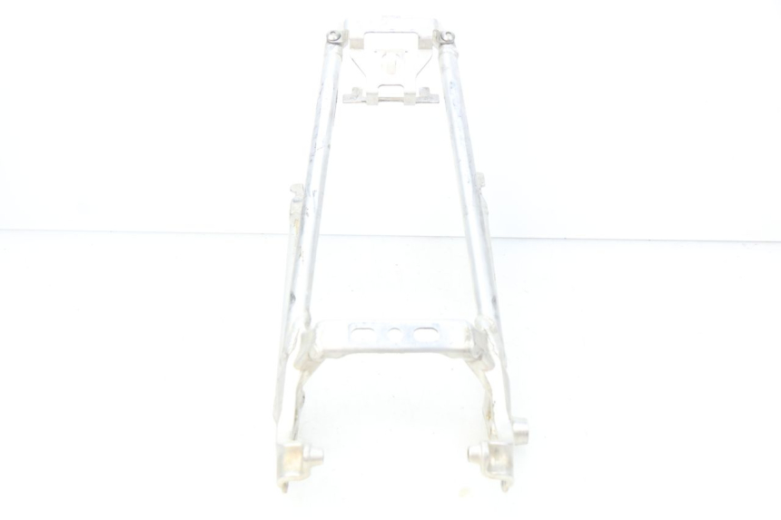 photo de ARCO DO QUADRO TRASEIRO HONDA CRF 250 (2013 - 2016) - Zoom do estado de desgaste