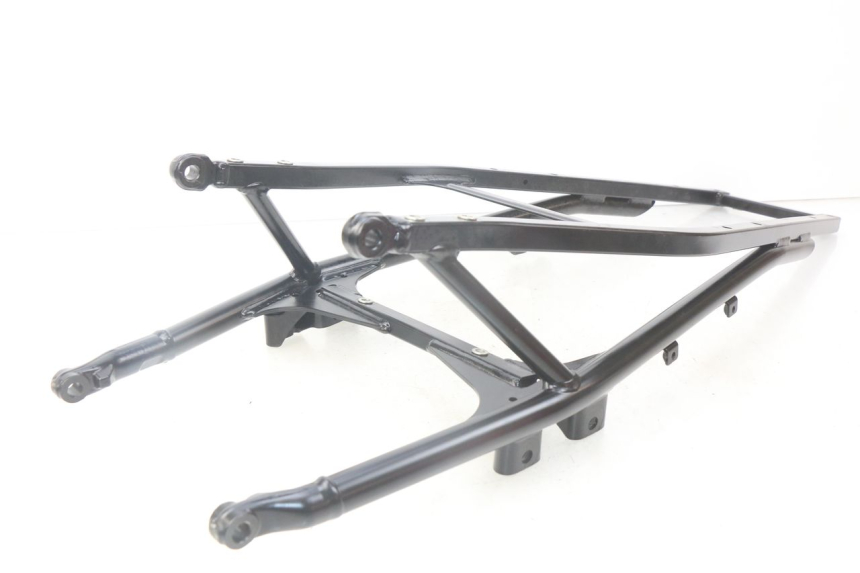 photo de ARCO DO QUADRO TRASEIRO BMW F GS K81 850 (2018 - 2023) - Detalhe da peça