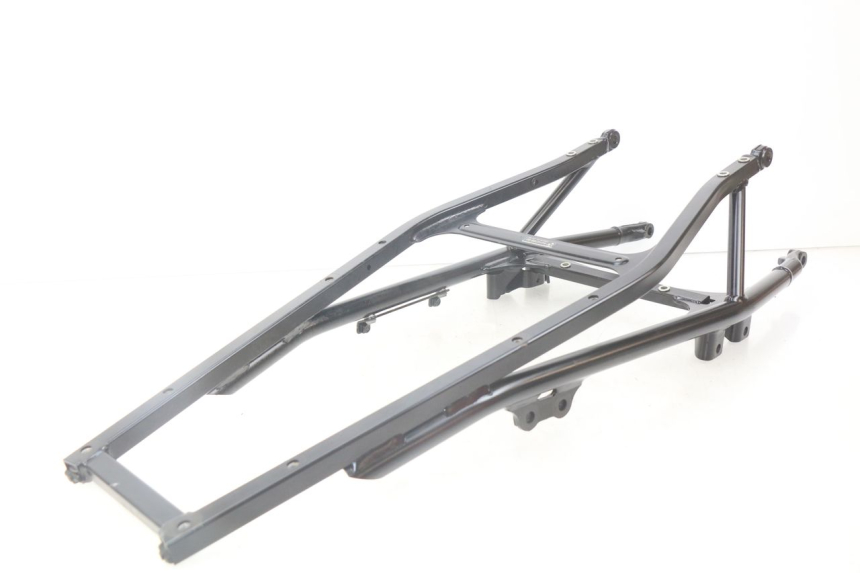 photo de ARCO DO QUADRO TRASEIRO BMW F GS K81 850 (2018 - 2023) - Zoom do estado de desgaste