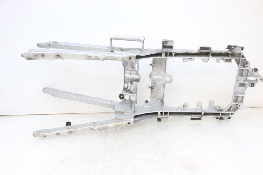 photo de ARCO DO QUADRO TRASEIRO YAMAHA FJR ABS 1300 (2006 - 2012) - Zoom do estado de desgaste