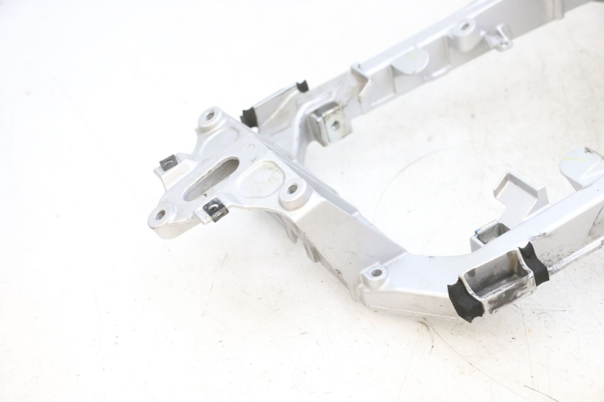 photo de ARCO DO QUADRO TRASEIRO YAMAHA FJR ABS 1300 (2006 - 2012) - Peça verificada