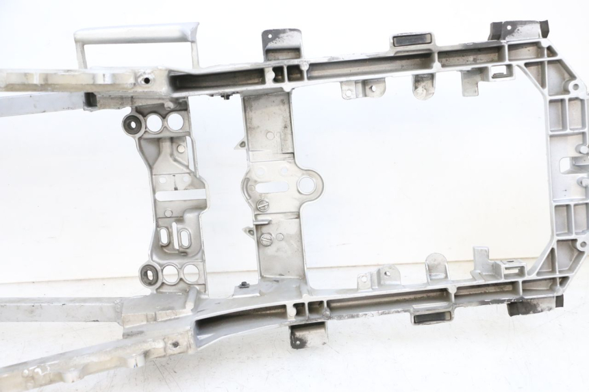 photo de ARCO DO QUADRO TRASEIRO YAMAHA FJR ABS 1300 (2006 - 2012) - Outro ângulo de visão