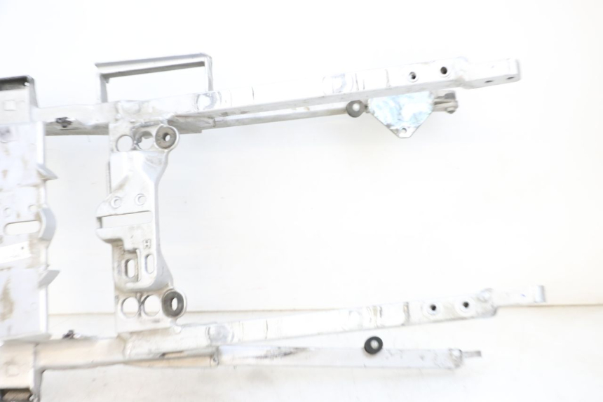 photo de ARCO DO QUADRO TRASEIRO YAMAHA FJR ABS 1300 (2006 - 2012) - Peça verificada