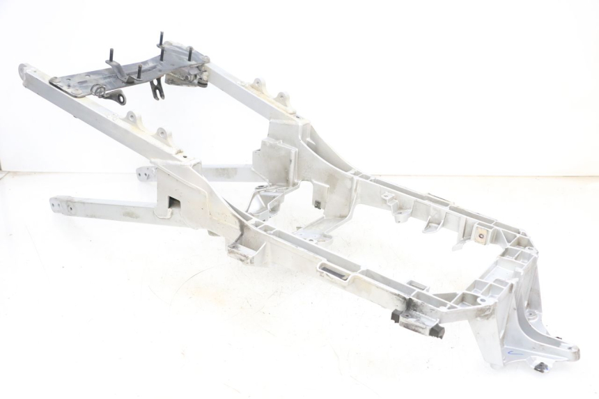 photo de ARCO DO QUADRO TRASEIRO YAMAHA FJR ABS 1300 (2006 - 2012) - Zoom do estado de desgaste