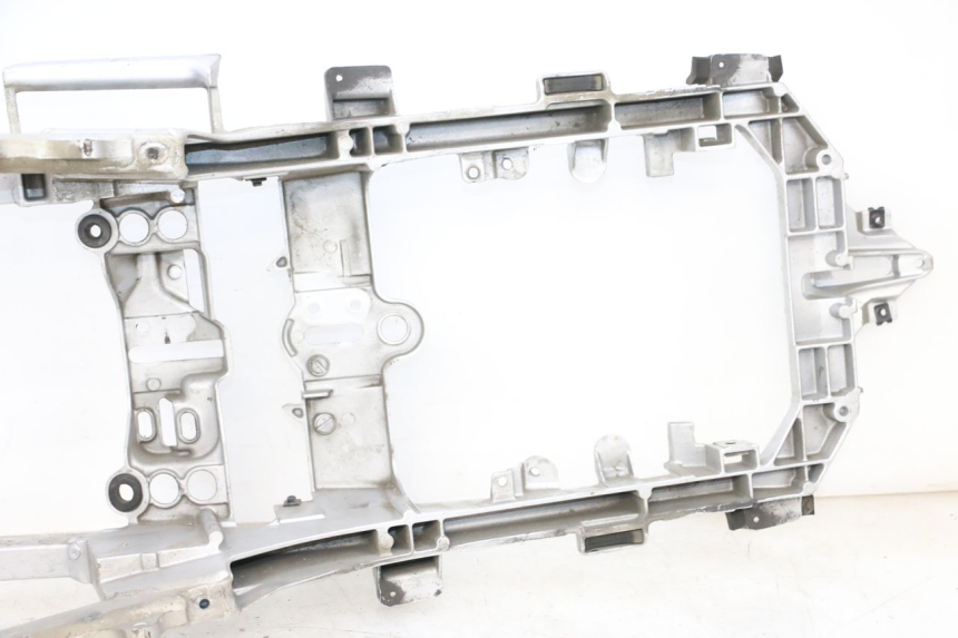 photo de ARCO DO QUADRO TRASEIRO YAMAHA FJR ABS 1300 (2006 - 2012) - Ampliação técnica