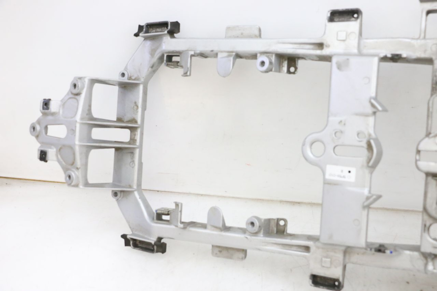 photo de ARCO DO QUADRO TRASEIRO YAMAHA FJR ABS 1300 (2006 - 2012) - Estado da superfície
