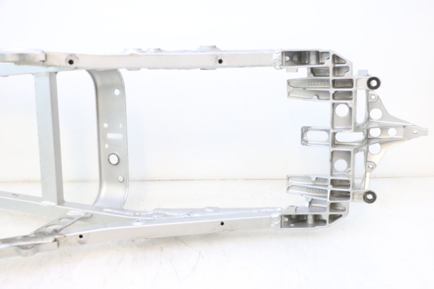 photo de LAÇO DO QUADRO TRASEIRO YAMAHA FJR 1300 (2001 - 2005) - Ampliação técnica