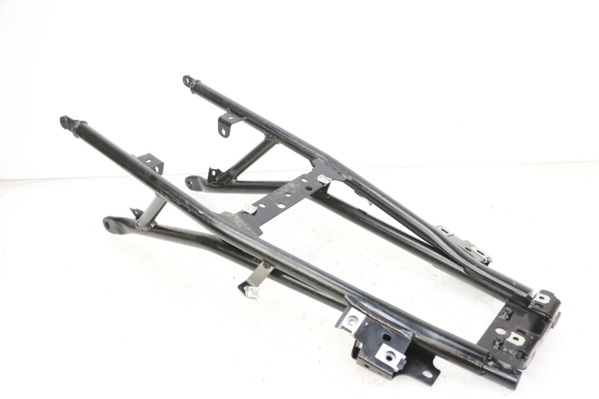 photo de ARCO DO QUADRO TRASEIRO BMW G310 R 310 (2016 - 2020) - Outro ângulo de visão