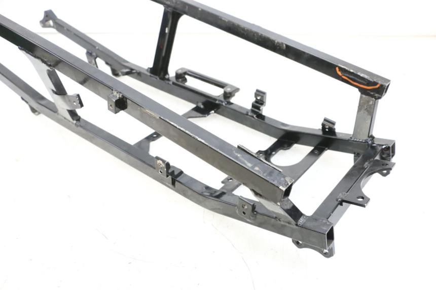 photo de ARCO DO QUADRO TRASEIRO KAWASAKI GPZ RX 1000 (1986 - 1988) - Detalhe da peça