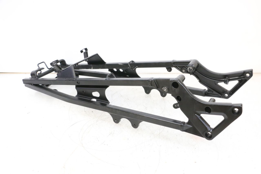 photo de ARCO DO QUADRO TRASEIRO SUZUKI GSXR GSX-R 1000 (2003 - 2004) - Estado da superfície