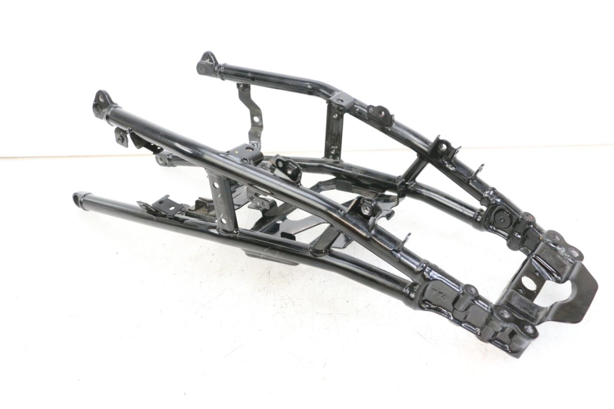 photo de ARCO DO QUADRO TRASEIRO HUSQVARNA SVARTPILEN 401 (2018 - 2023) - Ampliação técnica