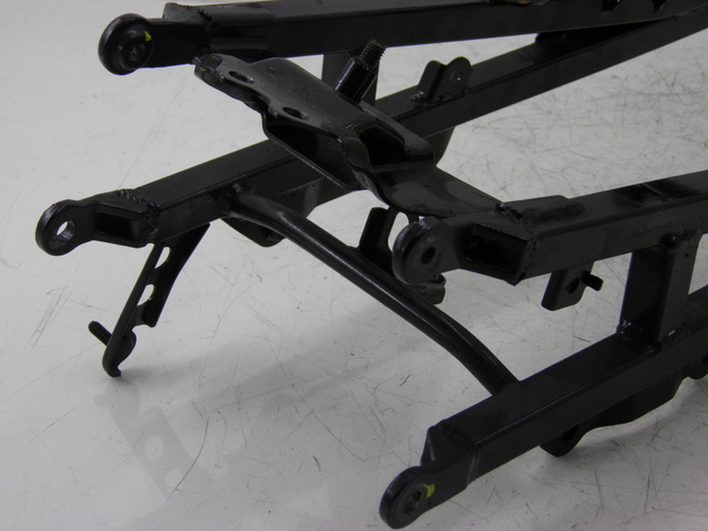 photo de ARCO DO QUADRO TRASEIRO KYMCO QUANNON NAKED 125 (2010) - Detalhe da peça