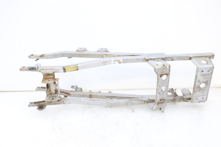 photo de ARCO DO QUADRO TRASEIRO HONDA NSR R 125 (1994 - 2003) - Pontos de fixação