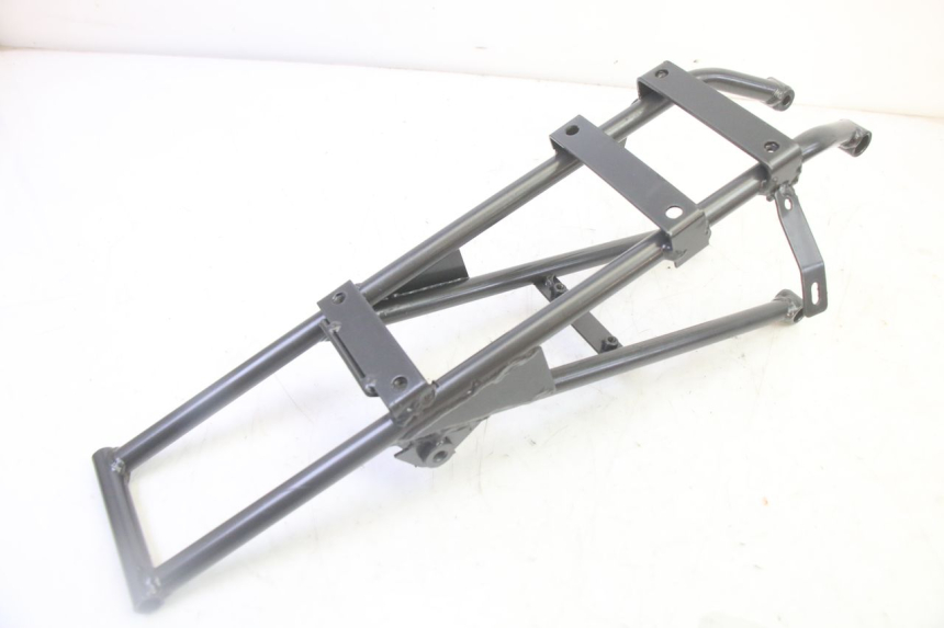 photo de ARCO DO QUADRO TRASEIRO APOLLO RFZ 125 - Detalhe da peça