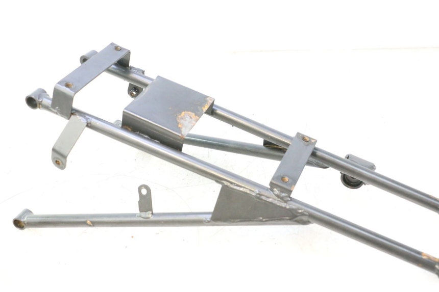 photo de ARCO DO QUADRO TRASEIRO APOLLO RFZ 125 - Outro ângulo de visão