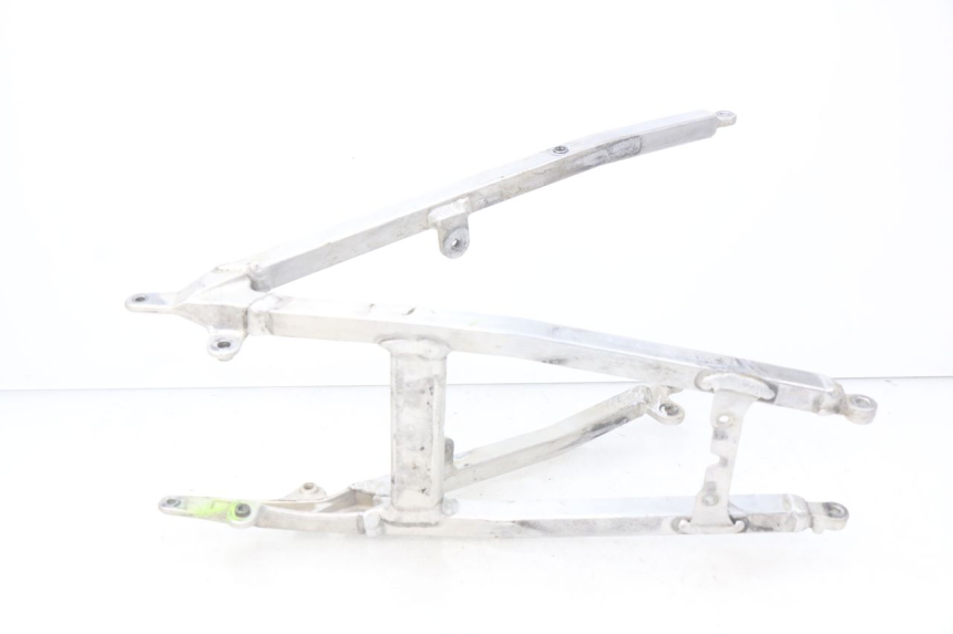 photo de ARCO DO QUADRO TRASEIRO SUZUKI RM-Z RMZ 250 (2010 - 2016) - Detalhe da peça