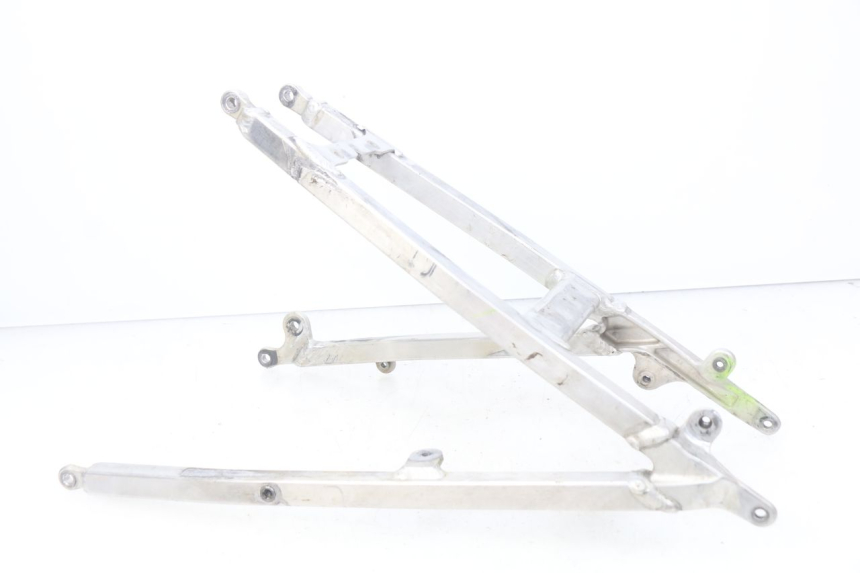 photo de ARCO DO QUADRO TRASEIRO SUZUKI RM-Z RMZ 250 (2010 - 2016) - Ampliação técnica