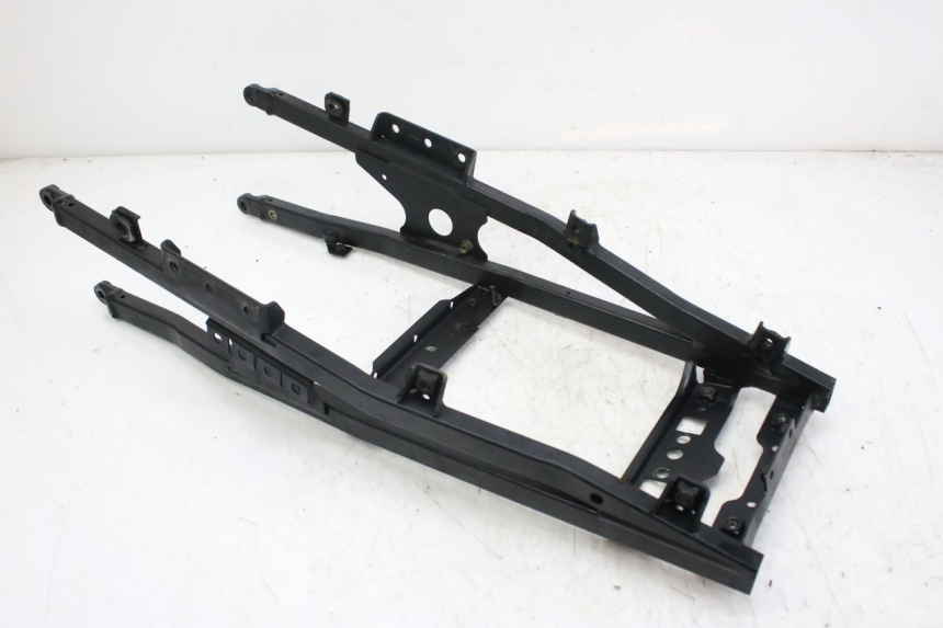 photo de ARCO DO QUADRO TRASEIRO TRIUMPH SPRINT ST 955 (1999 - 2001) - Detalhe da peça