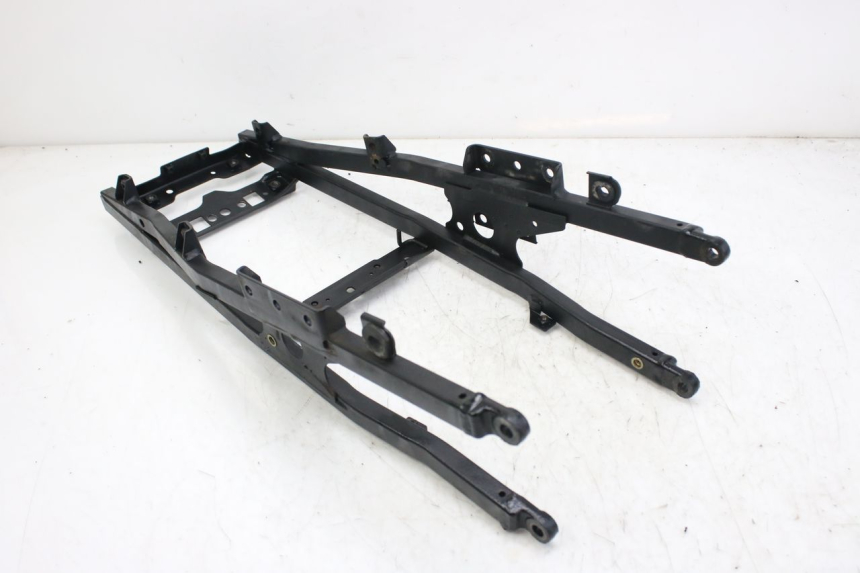 photo de ARCO DO QUADRO TRASEIRO TRIUMPH SPRINT ST 955 (1999 - 2001) - Outro ângulo de visão
