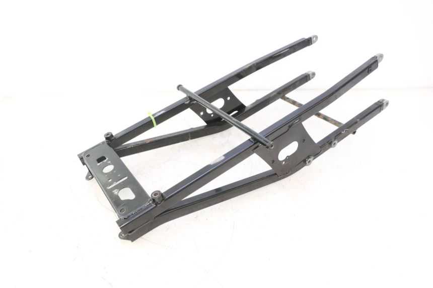 photo de LAÇO DO QUADRO TRASEIRO HONDA VFR FI RC46 800 (1998 - 2001) - Detalhe da peça